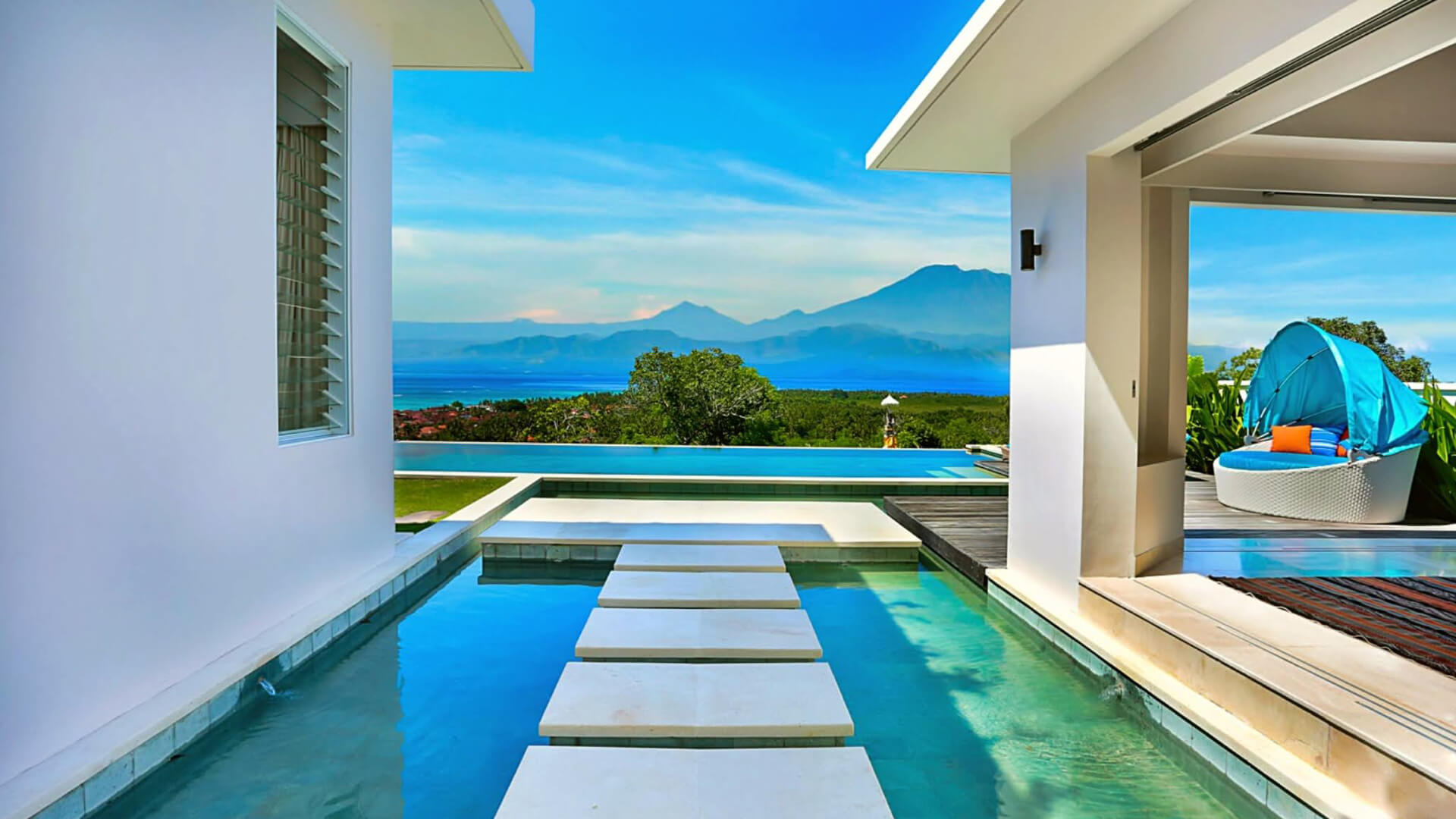 rent a villa in paradise, nomad holiday rentals, property management, lembongan, bali, penida, ceningan, lombok, 353 degrees north, nusa lembongan, Lembo_lagoon_lembongan, Lembo lagoon lembongan, Lembo_lagoon, Lembo lagoon, Villa Pasir Lembongan, villa pasir, Casa Luna, Casa_luna, Casa Luna Penida, Casa_luna_penida