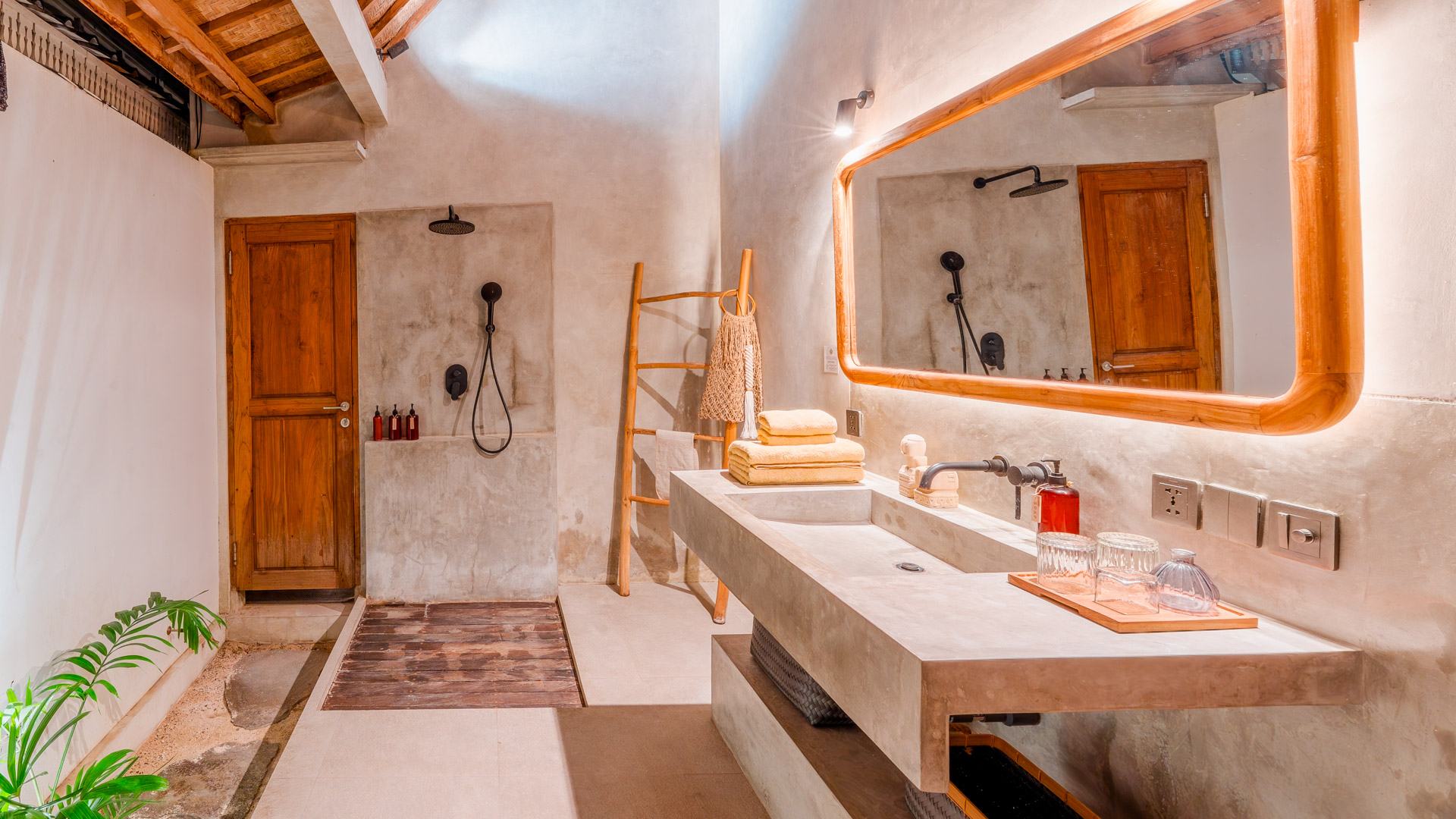 lembongan, Lembongan Island, Lembongan property Management, lembongan villas, lembongan villas for rent, managed holiday rentals, nomad, Nomad Holiday Rentals Bali, Nomad Holiday Rentals properties, nomad holiday rentals*, nomad_holiday_rentals, nomadholidayrentals, villa a louer lembongan, villa a louer nusa lembongan, villa management, villa management lembongan, villa management lembongan., villa management nusa lembongan, villa manouch, villa manouch lembongan