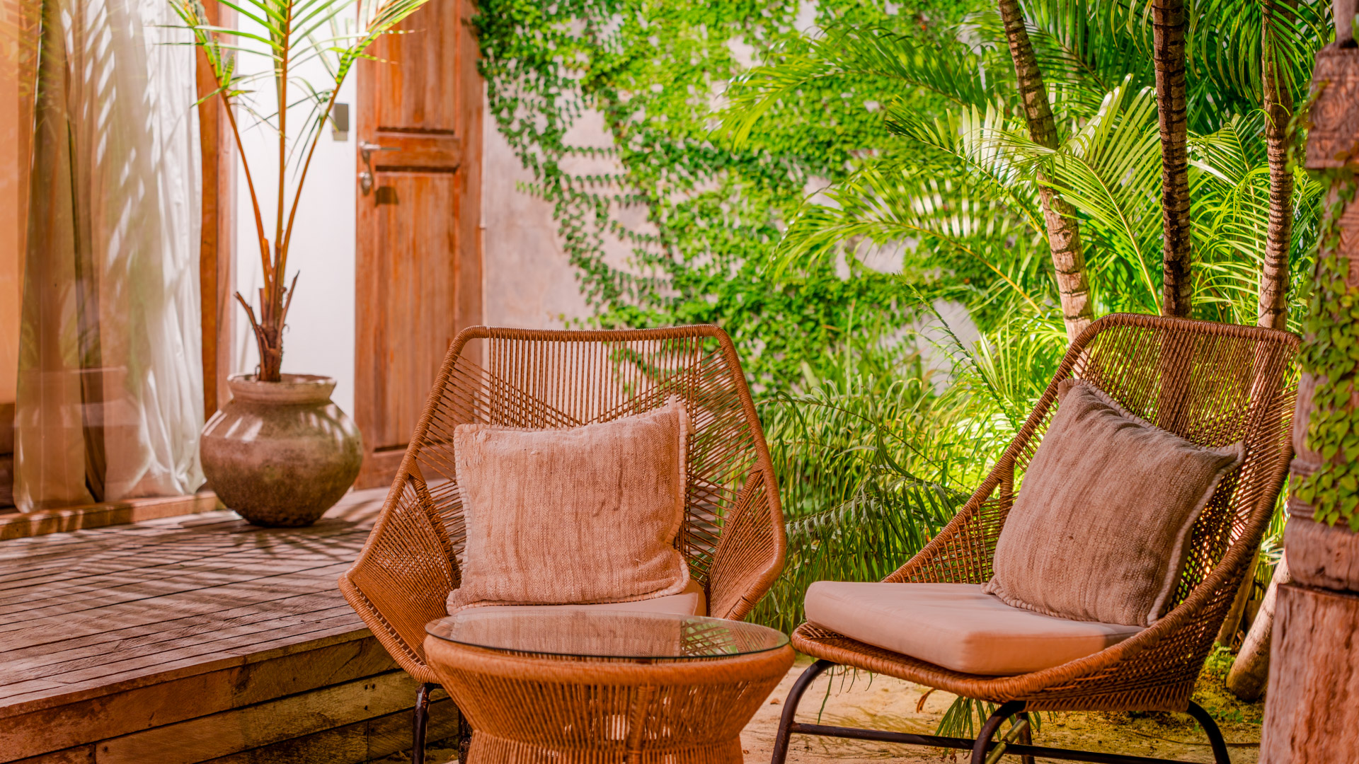 lembongan, Lembongan Island, Lembongan property Management, lembongan villas, lembongan villas for rent, managed holiday rentals, nomad, Nomad Holiday Rentals Bali, Nomad Holiday Rentals properties, nomad holiday rentals*, nomad_holiday_rentals, nomadholidayrentals, villa a louer lembongan, villa a louer nusa lembongan, villa management, villa management lembongan, villa management lembongan., villa management nusa lembongan, villa manouch, villa manouch lembongan