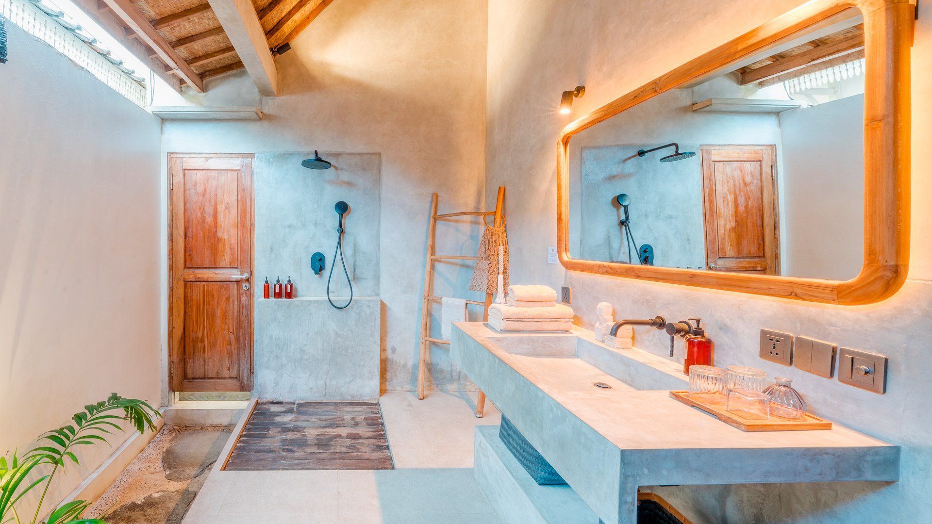 lembongan, Lembongan Island, Lembongan property Management, lembongan villas, lembongan villas for rent, managed holiday rentals, nomad, Nomad Holiday Rentals Bali, Nomad Holiday Rentals properties, nomad holiday rentals*, nomad_holiday_rentals, nomadholidayrentals, villa a louer lembongan, villa a louer nusa lembongan, villa management, villa management lembongan, villa management lembongan., villa management nusa lembongan, villa manouch, villa manouch lembongan