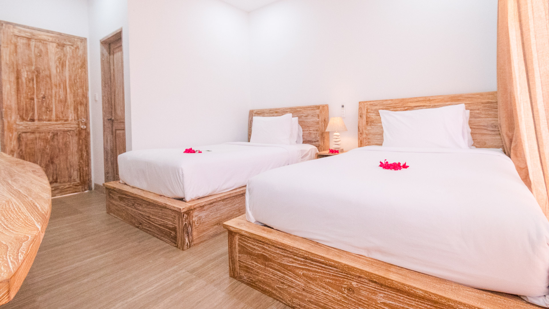 Nomad Holiday, nomad holiday rentals, nomad_holiday_rentals, nomadholidayrentals, nomadholidayrentals.com, room for rent lembongan, room for rent nusa lembongan, su casa, su casa boutique hotel, su casa boutique hotel lembongan, su casa lembongan