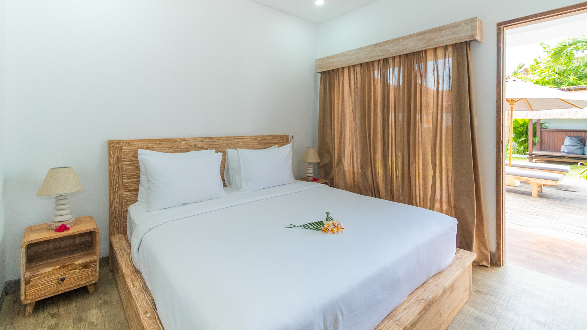 Nomad Holiday, nomad holiday rentals, nomad_holiday_rentals, nomadholidayrentals, nomadholidayrentals.com, room for rent lembongan, room for rent nusa lembongan, su casa, su casa boutique hotel, su casa boutique hotel lembongan, su casa lembongan