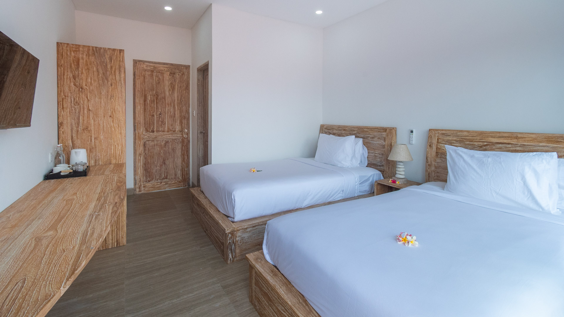 Nomad Holiday, nomad holiday rentals, nomad_holiday_rentals, nomadholidayrentals, nomadholidayrentals.com, room for rent lembongan, room for rent nusa lembongan, su casa, su casa boutique hotel, su casa boutique hotel lembongan, su casa lembongan