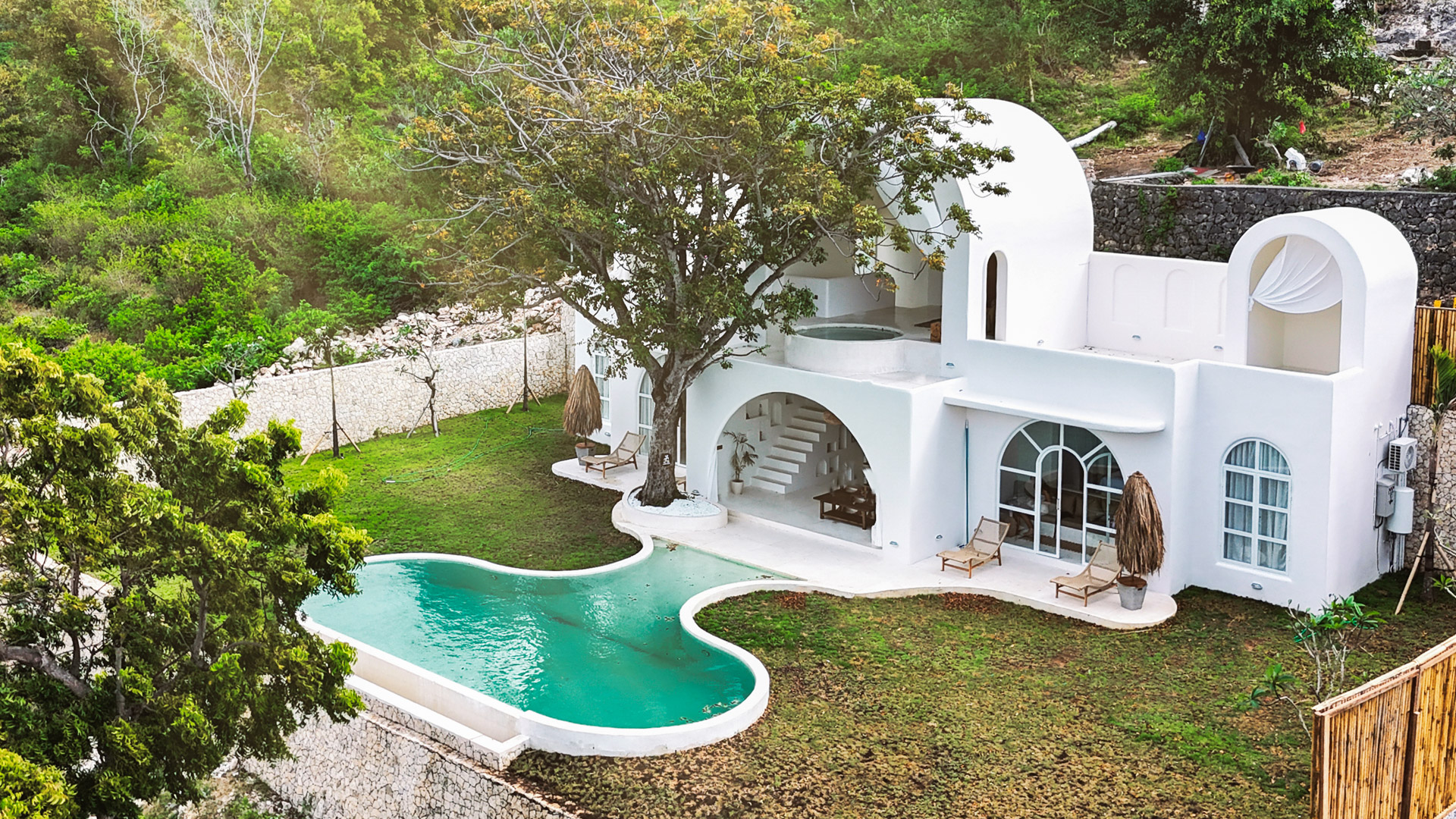 casa luna nusa penida, Casa Luna Penida, nomadholidayrentals. nomadholidayrentals.com, nusa penida, Villa Casa Luna, villa casa luna nusa penida, Villa casa luna penida, villa for rent in penida*, villa management, villas for rent bali, villas for rent in nusa penida, villas for rent in penida