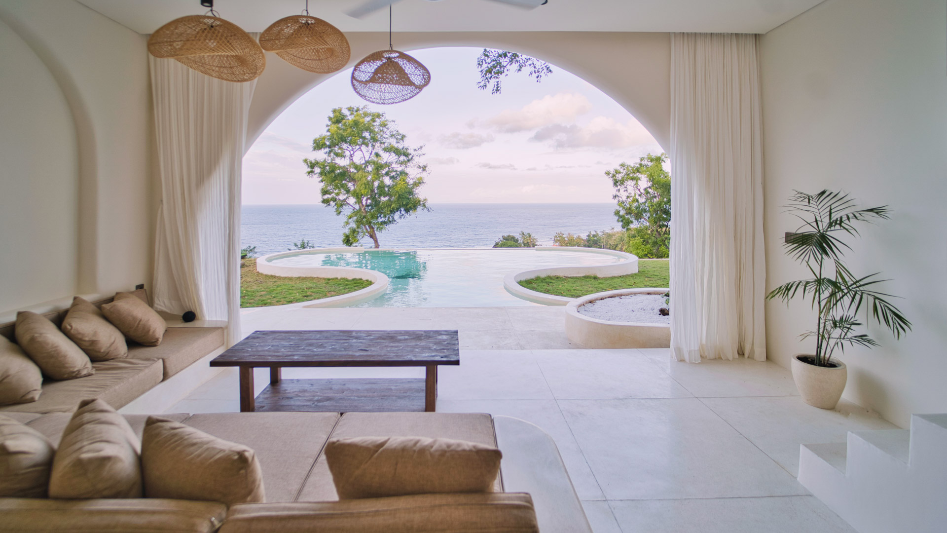 casa luna nusa penida, Casa Luna Penida, nomadholidayrentals. nomadholidayrentals.com, nusa penida, Villa Casa Luna, villa casa luna nusa penida, Villa casa luna penida, villa for rent in penida*, villa management, villas for rent bali, villas for rent in nusa penida, villas for rent in penida