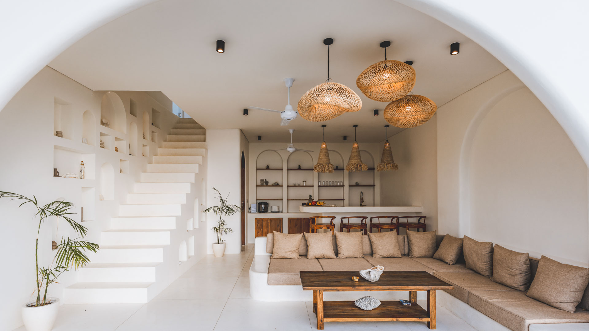 casa luna nusa penida, Casa Luna Penida, nomadholidayrentals. nomadholidayrentals.com, nusa penida, Villa Casa Luna, villa casa luna nusa penida, Villa casa luna penida, villa management, villas for rent bali, villas for rent in nusa penida, villas for rent in penida