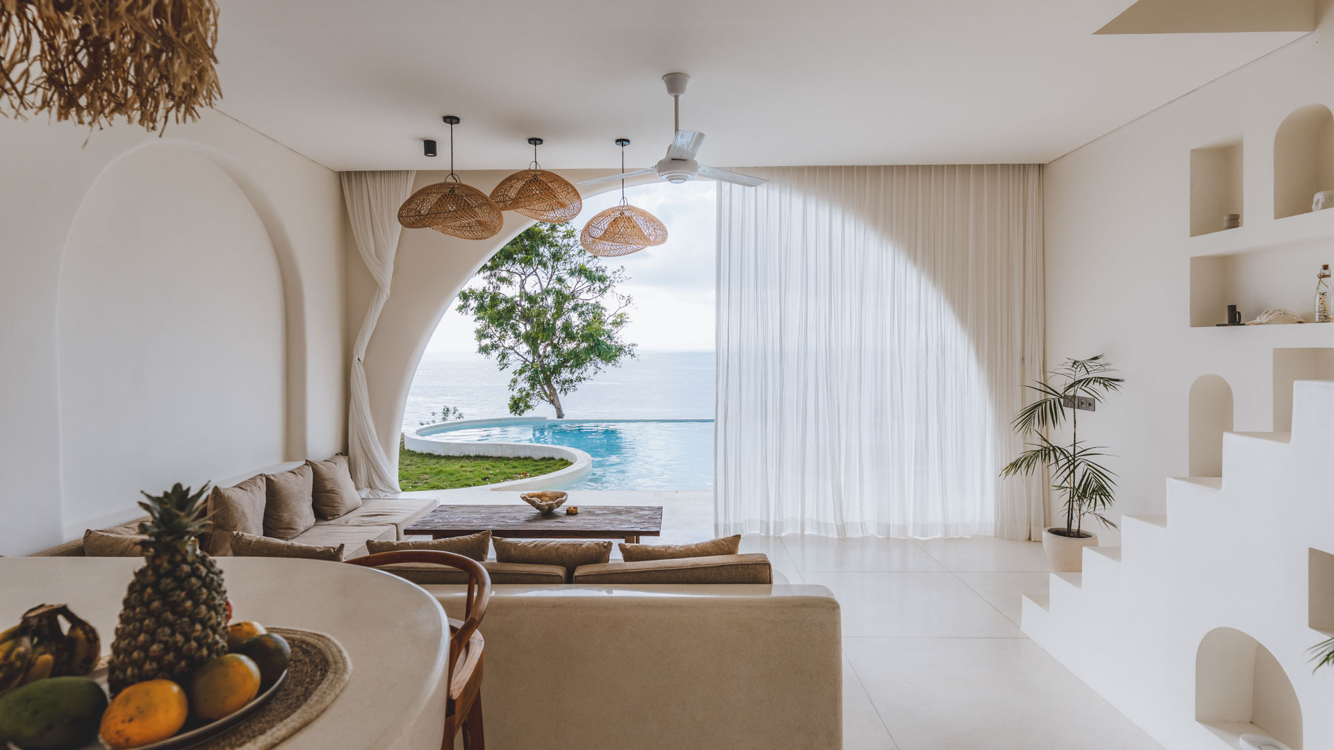 casa luna nusa penida, Casa Luna Penida, nomadholidayrentals. nomadholidayrentals.com, nusa penida, Villa Casa Luna, villa casa luna nusa penida, Villa casa luna penida, villa management, villas for rent bali, villas for rent in nusa penida, villas for rent in penida