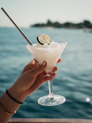 cruises lembongan, cruises nusa lembiongan, lembongan, Nomad Holiday, nomad holiday rentals, nomad_holiday_rentals, nusa lembongan, snorkeling lembongan, snorkeling nusa lembongan, snorkelling lembongan, snorkelling nusa lembongan, sunset dinner lembongan, Utopia Catamaran cruises, water activities lembongan, water activities nusa lembongan