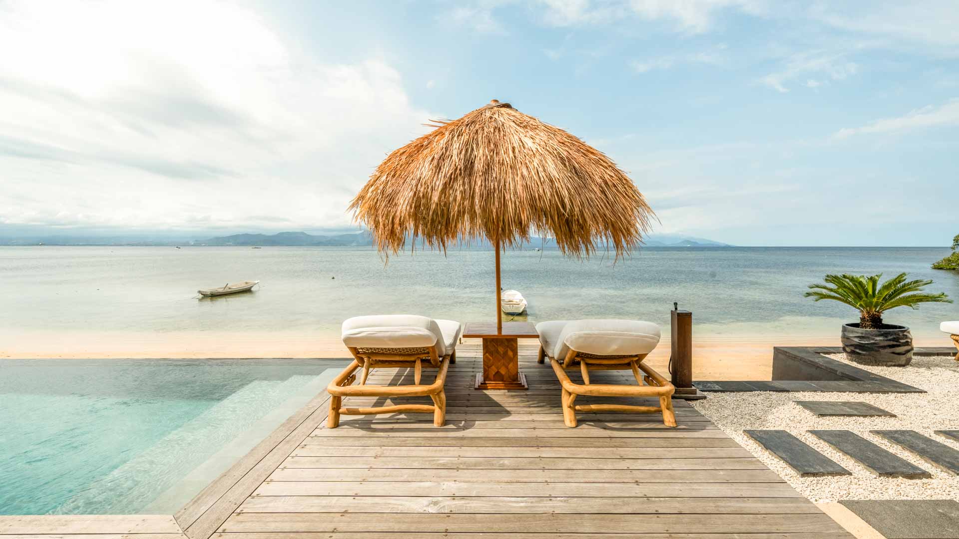 3 bedroom beachfront villa Bali, beach front villa, Beachfront Villa Nusa Lembongan, holiday rentals Nusa Lembongan, lembongan, Luxury accommodation Lembongan, nomad holiday rentals, Nomad Holiday Rentals properties, nomad_holiday_rentals, nusa lembongan, nusa lembongan beach villas, SEA FRONT villa, sea_sunbeach_villa, villa for rent nusa lembongan, Villas For Rent Lembongan, sea sunbeach villa