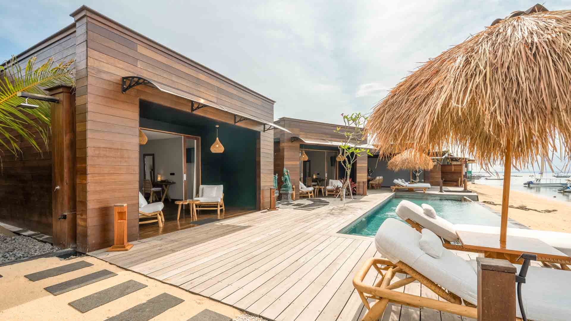 3 bedroom beachfront villa Bali, beach front villa, Beachfront Villa Nusa Lembongan, holiday rentals Nusa Lembongan, lembongan, Luxury accommodation Lembongan, nomad holiday rentals, Nomad Holiday Rentals properties, nomad_holiday_rentals, nusa lembongan, nusa lembongan beach villas, SEA FRONT villa, sea_sunbeach_villa, villa for rent nusa lembongan, Villas For Rent Lembongan, sea sunbeach villa