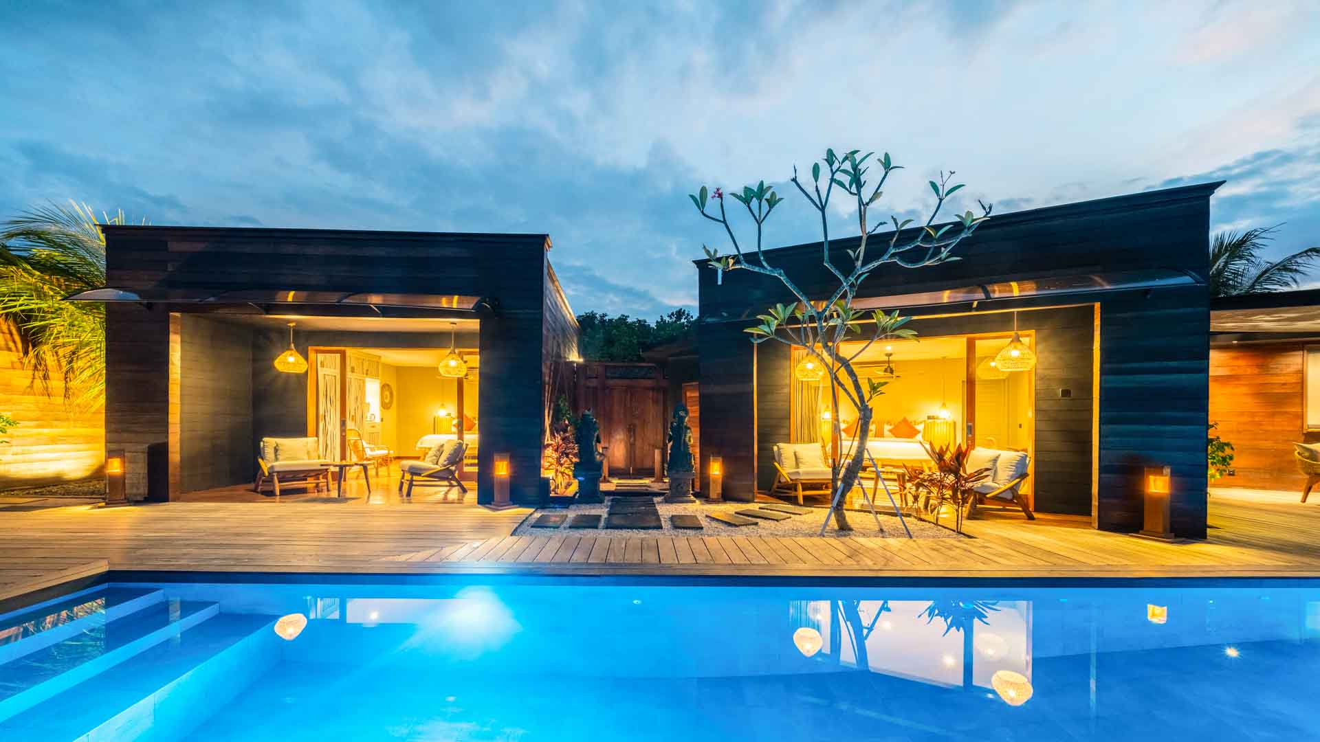 3 bedroom beachfront villa Bali, beach front villa, Beachfront Villa Nusa Lembongan, holiday rentals Nusa Lembongan, lembongan, Luxury accommodation Lembongan, nomad holiday rentals, Nomad Holiday Rentals properties, nomad_holiday_rentals, nusa lembongan, nusa lembongan beach villas, SEA FRONT villa, sea_sunbeach_villa, villa for rent nusa lembongan, Villas For Rent Lembongan, sea sunbeach villa