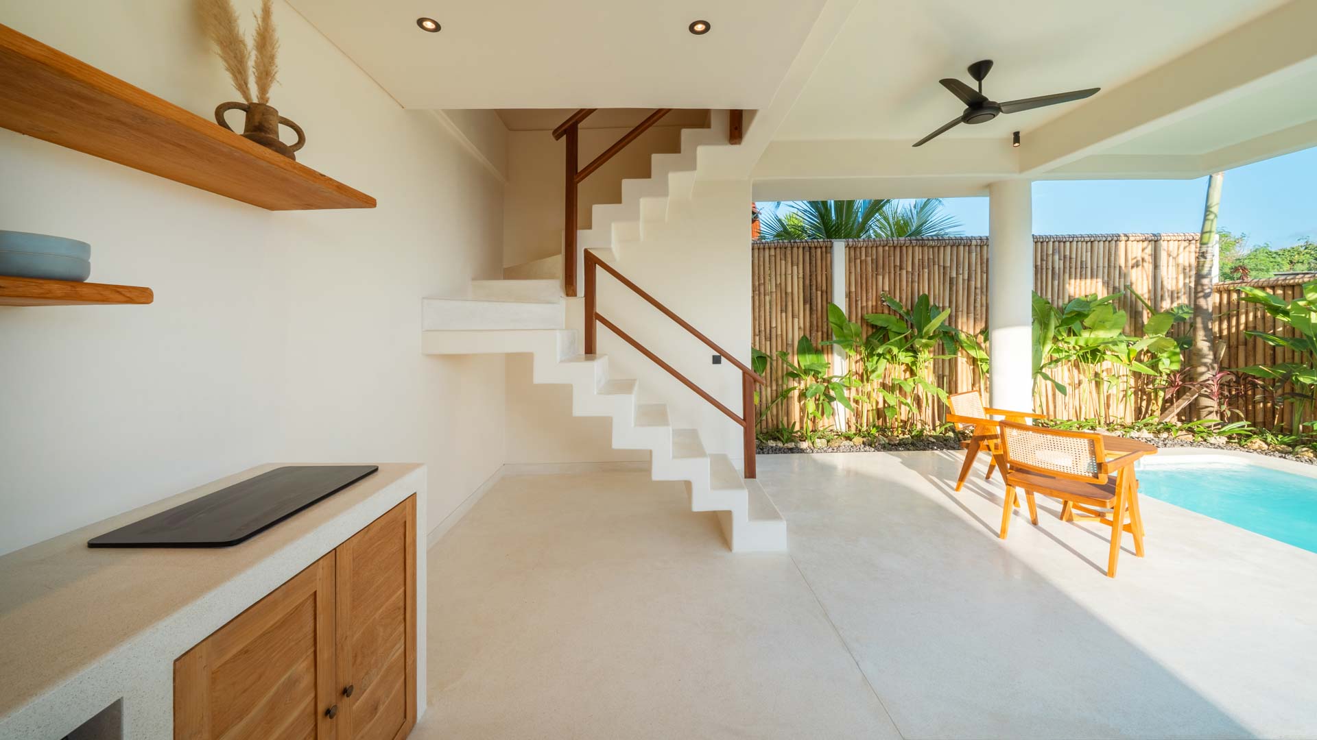 1 bedroom sea view villa Bali, holiday rentals Nusa Lembongan, lembongan, Luxury accommodation Lembongan, nomad holiday rentals, Nomad Holiday Rentals properties, nomad_holiday_rentals, nusa lembongan, nusa lembongan villas, Seaview front villa, seaview villa, Seaview Villa Nusa Lembongan, Senja, villa for rent nusa lembongan, Villa Senja, Villa Senja Lembongan, Villas For Rent Lembongan